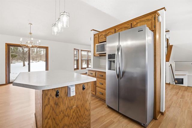 2688 NICOLET DRIVE, Green Bay, WI 54311