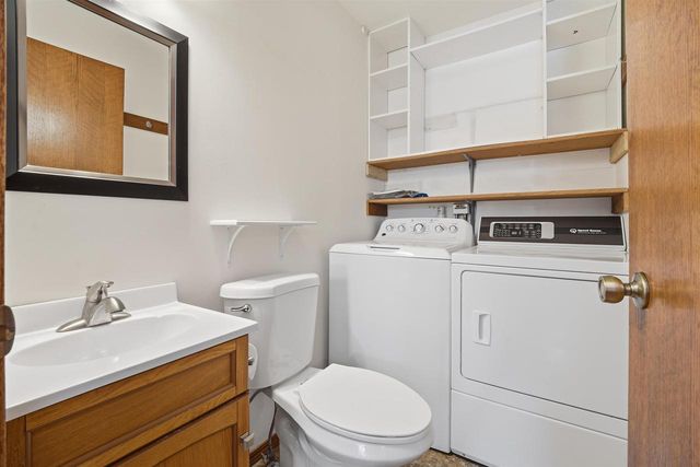 2688 NICOLET DRIVE, Green Bay, WI 54311