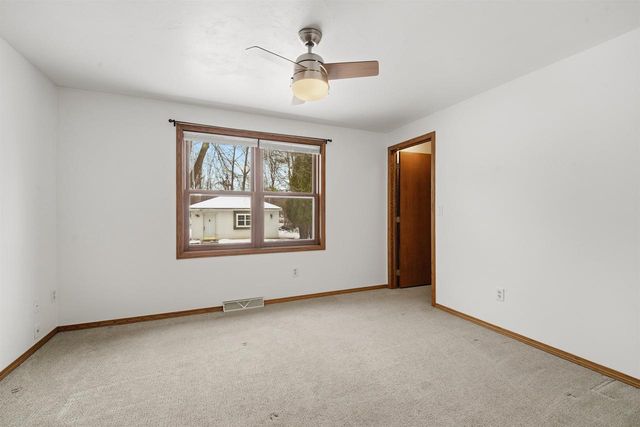 2688 NICOLET DRIVE, Green Bay, WI 54311