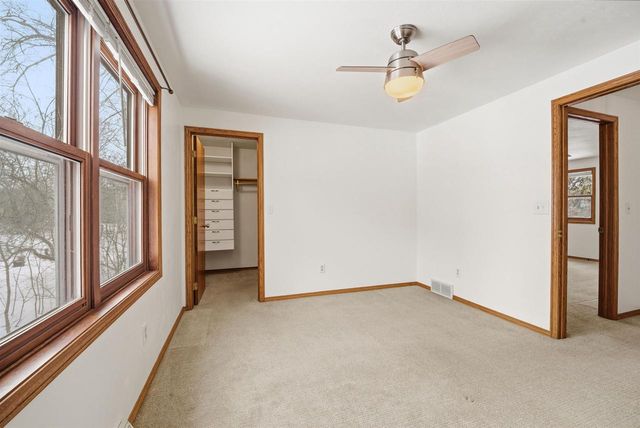 2688 NICOLET DRIVE, Green Bay, WI 54311