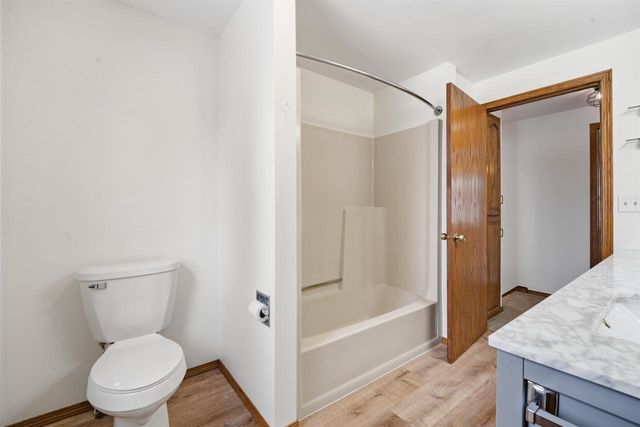 2688 NICOLET DRIVE, Green Bay, WI 54311