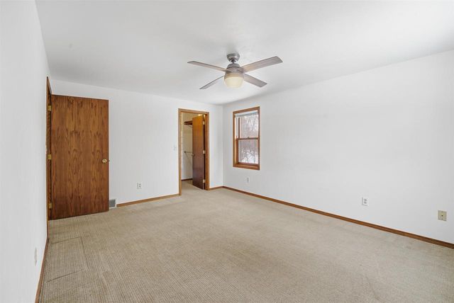 2688 NICOLET DRIVE, Green Bay, WI 54311