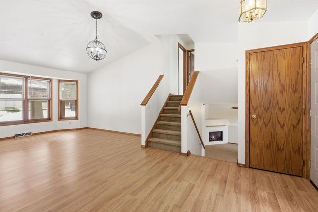 2688 NICOLET DRIVE, Green Bay, WI 54311