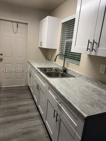 1417 NW 7th Ave 1-2, Fort Lauderdale, FL 33311