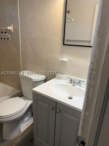 1417 NW 7th Ave 1-2, Fort Lauderdale, FL 33311