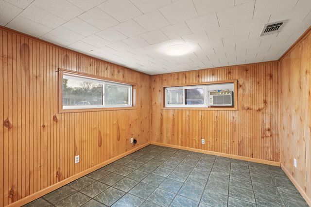 127 NW Holmes Boulevard, Fort Walton Beach, FL 32548