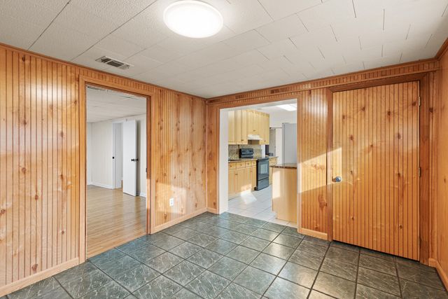 127 NW Holmes Boulevard, Fort Walton Beach, FL 32548