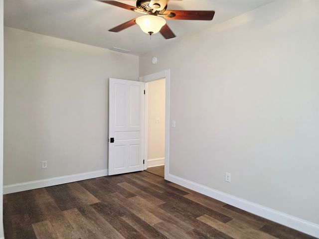 612 N 5th St, Ironton, OH 45638