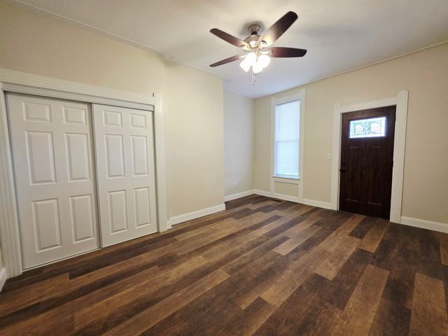 612 N 5th St, Ironton, OH 45638