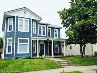 612 N 5th St, Ironton, OH 45638