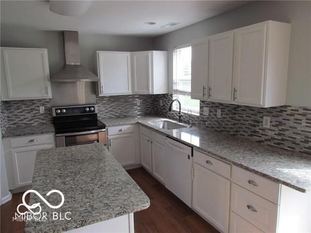10559 Ross Crossing, Fishers, IN 46038