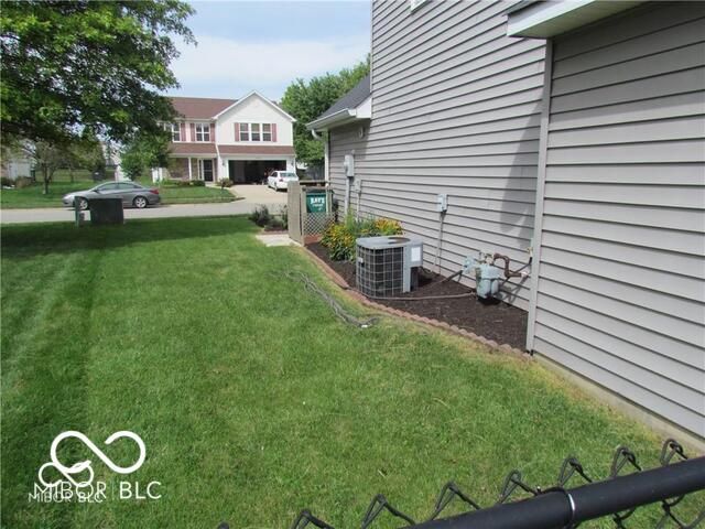 10559 Ross Crossing, Fishers, IN 46038