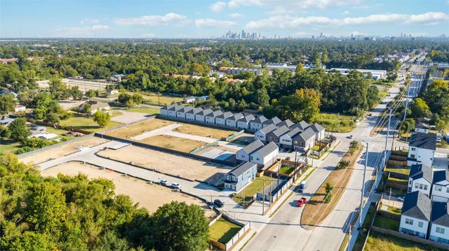 1062 Wheatley Oak Lane, Houston, TX 77091