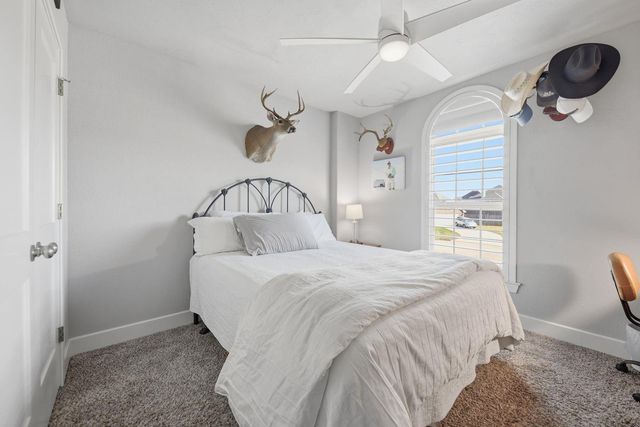 1702 Twin Oaks Circle, Brenham, TX 77833