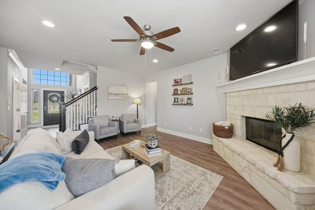 1702 Twin Oaks Circle, Brenham, TX 77833