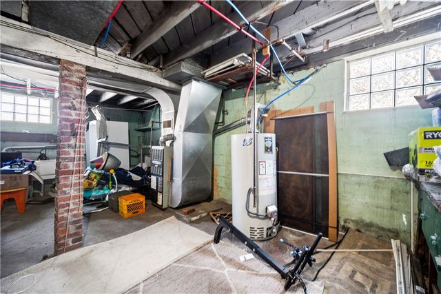 2522 Jefferson Ave, West Mifflin, PA 15122