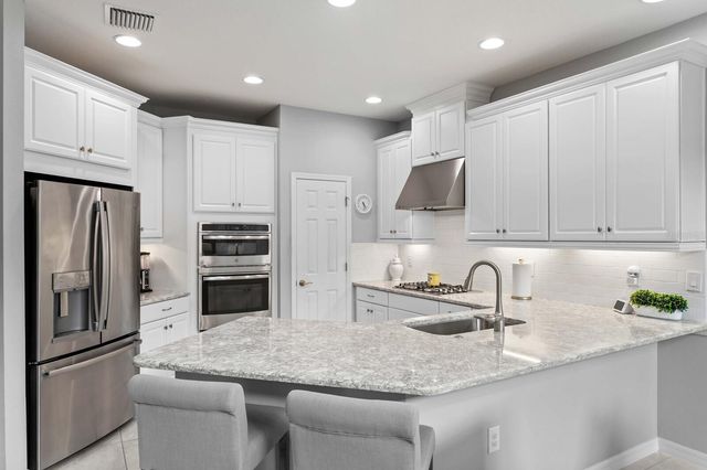 8524 ARABELLA LANE, Seminole, FL 33777