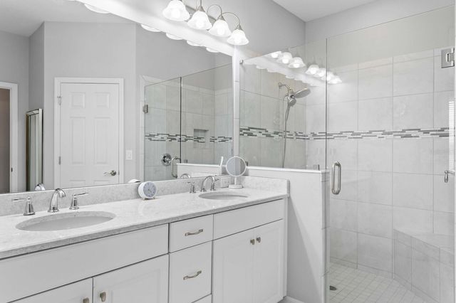 8524 ARABELLA LANE, Seminole, FL 33777