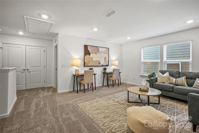 14218 New Crest Drive 140, Huntersville, NC 28078