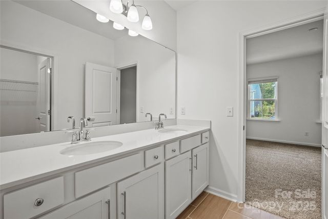 14218 New Crest Drive 140, Huntersville, NC 28078