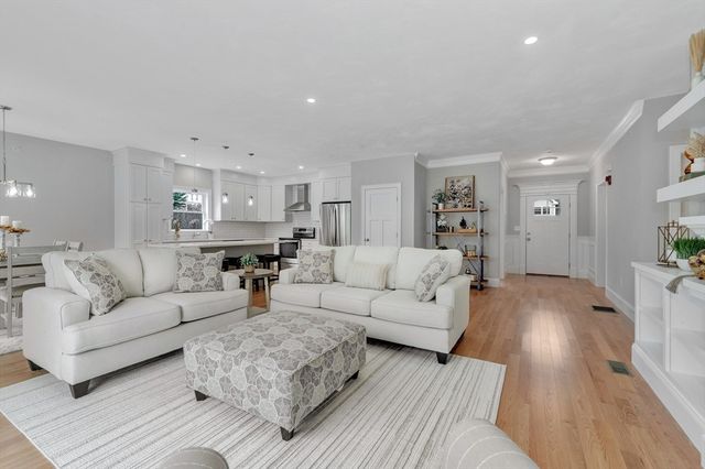 8 Weber Farm Road 8, Wrentham, MA 02093