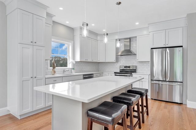 8 Weber Farm Road 8, Wrentham, MA 02093