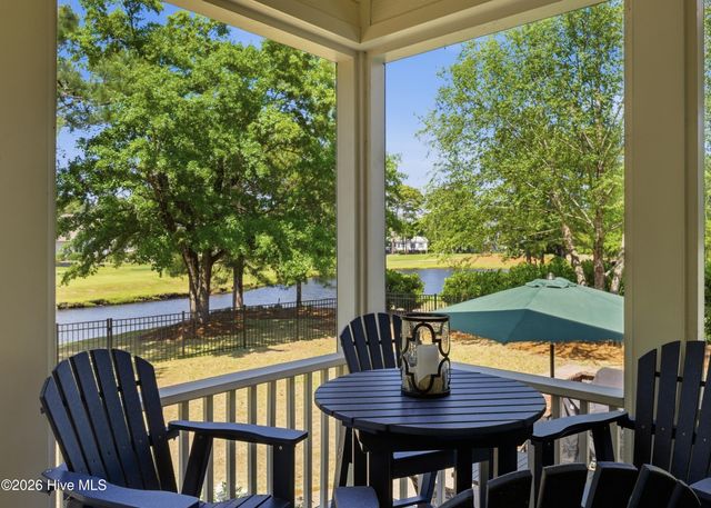 2886 St James Drive SE, Southport, NC 28461