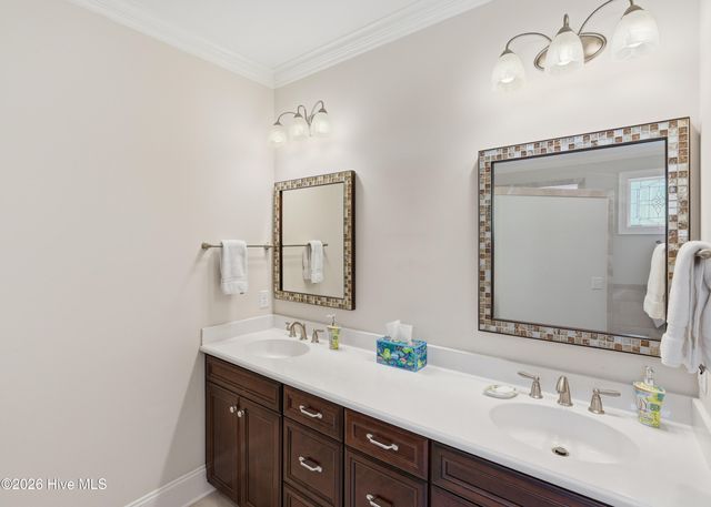 2886 St James Drive SE, Southport, NC 28461