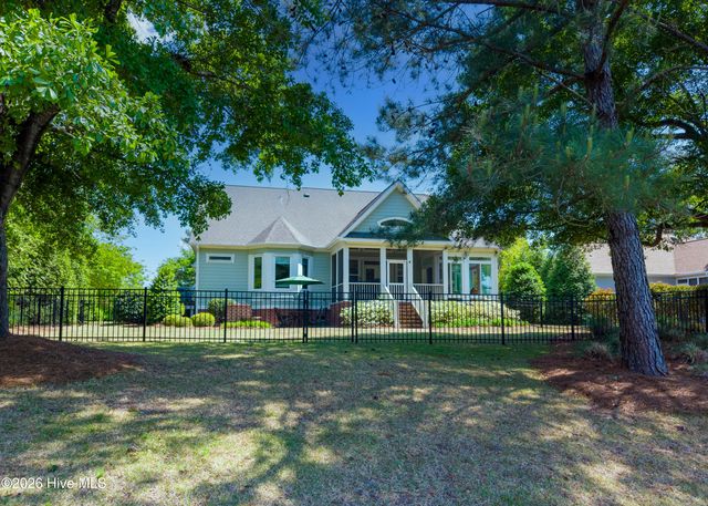 2886 St James Drive SE, Southport, NC 28461