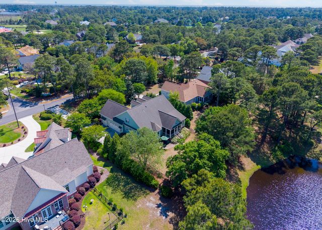 2886 St James Drive SE, Southport, NC 28461