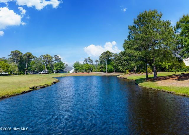 2886 St James Drive SE, Southport, NC 28461