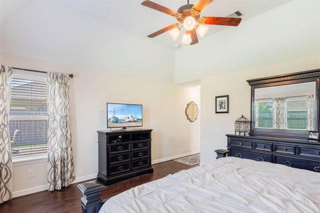 19826 Summit Crest Court, Cypress, TX 77433