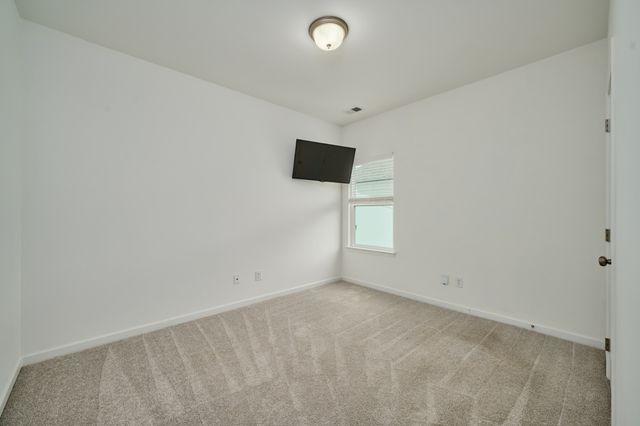 220 Summerlin Dr, Gallatin, TN 37066