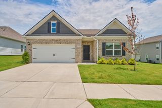 220 Summerlin Dr, Gallatin, TN 37066