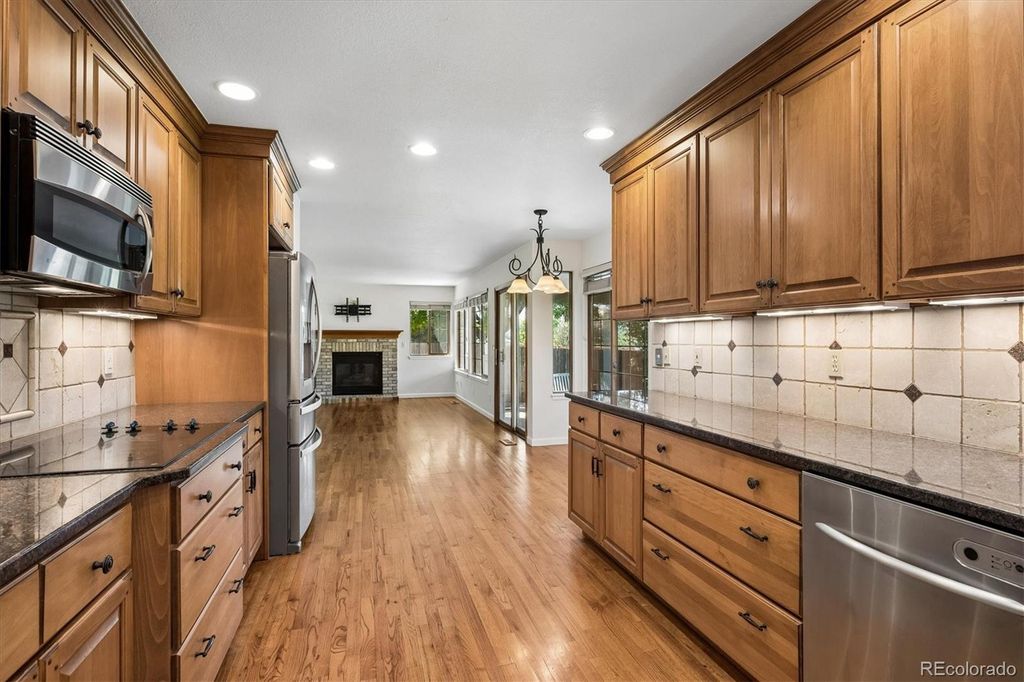 Image 8 of property listing at 7465 La Quinta Court, Lone Tree, CO 80124
