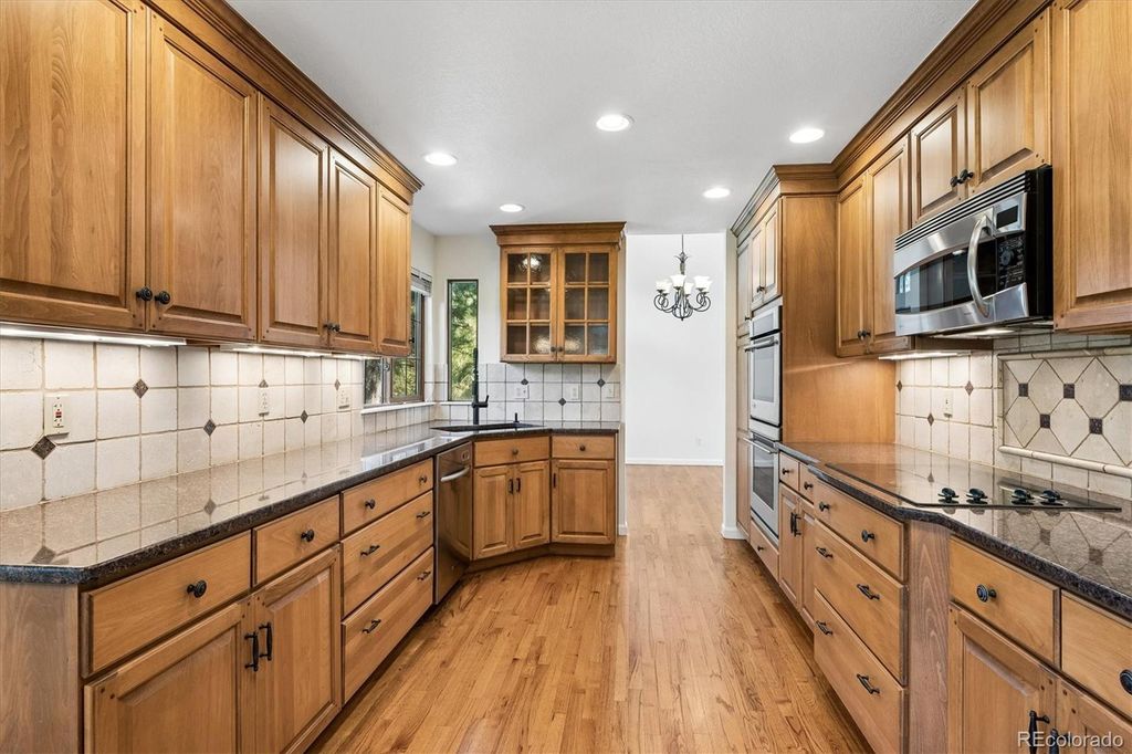 Image 9 of property listing at 7465 La Quinta Court, Lone Tree, CO 80124
