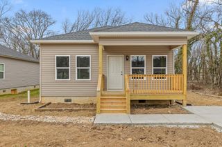 1701 Roanoke Avenue, Chattanooga, TN 37406