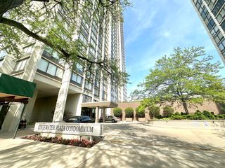 5455 N Sheridan Road 908, Chicago, IL 60640