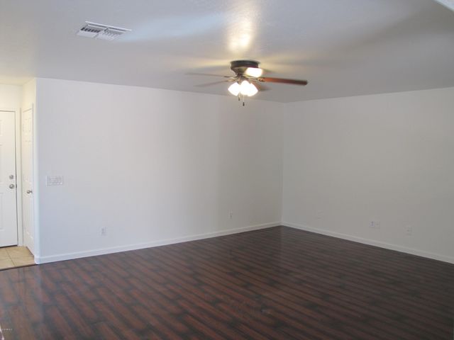 4740 E SILVERBELL Road, San Tan Valley, AZ 85143