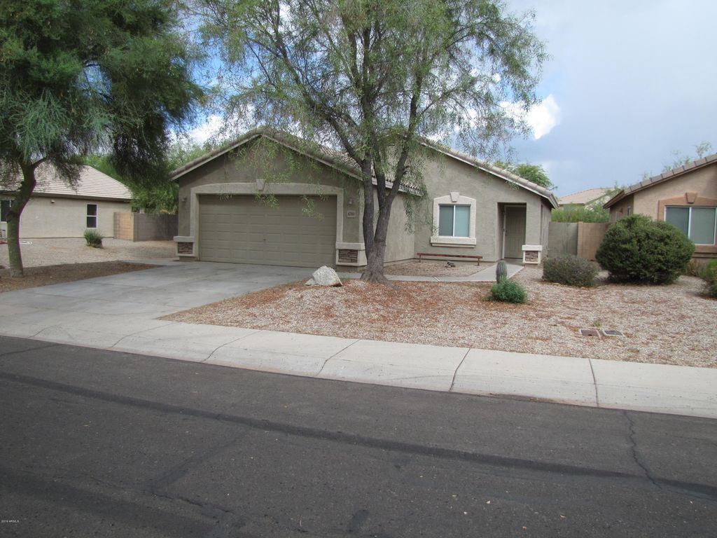 4740 E SILVERBELL Road, San Tan Valley, AZ 85143