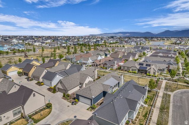 4974 W RADICCHIO DR, South Jordan, UT 84009