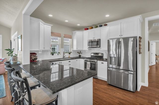4974 W RADICCHIO DR, South Jordan, UT 84009