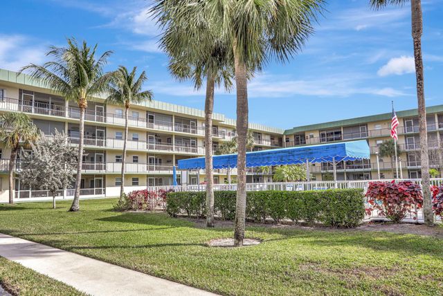 806 SE 7th Street 403, Deerfield Beach, FL 33441
