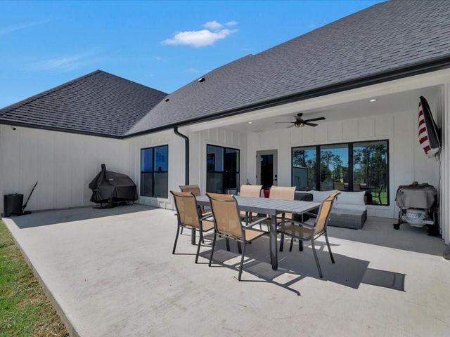 387 Cc Road, Diboll, TX 75941