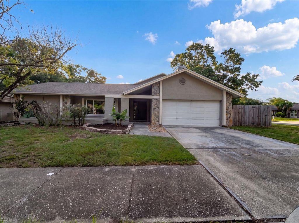 Image 1 of property listing at 37 OSPREY STREET, Safety Harbor, FL 34695