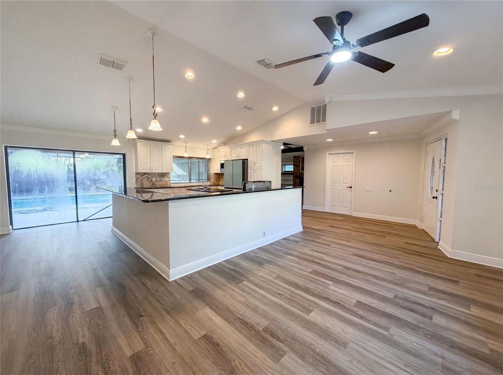Image 15 of property listing at 37 OSPREY STREET, Safety Harbor, FL 34695