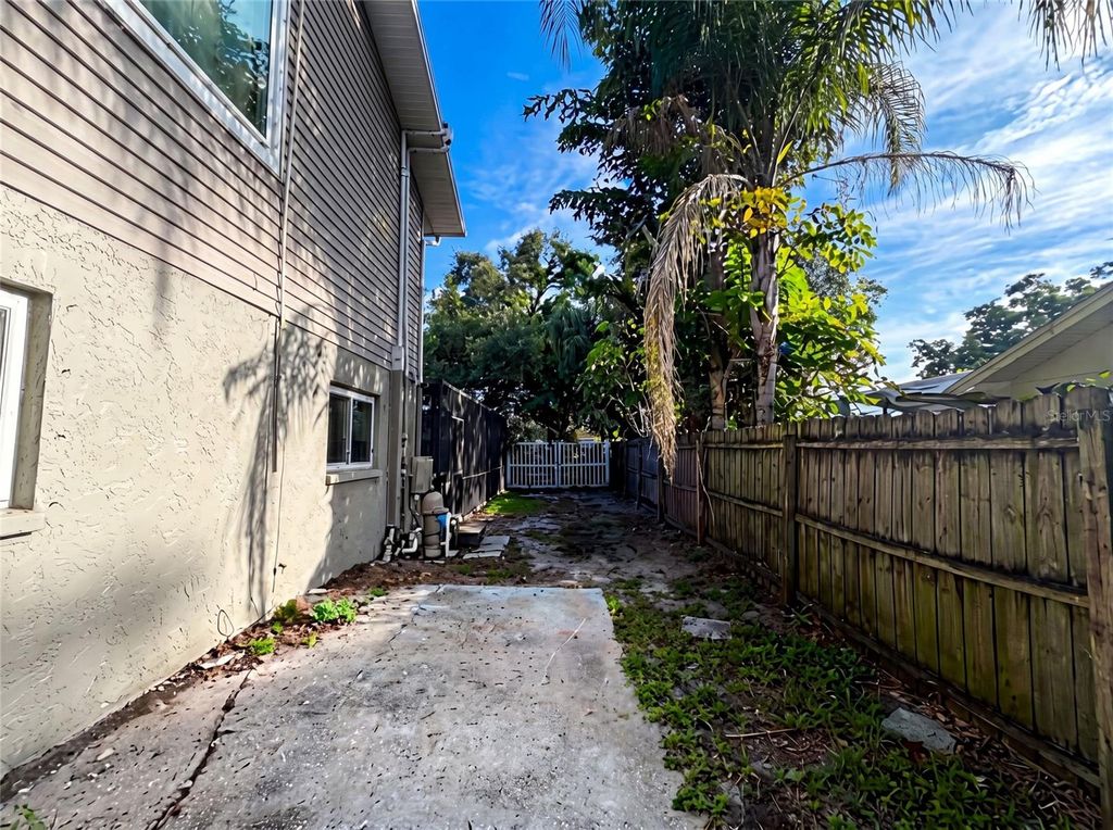 Image 38 of property listing at 37 OSPREY STREET, Safety Harbor, FL 34695