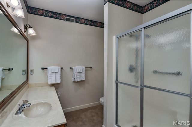 210 N Taylor Avenue C, Kirkwood, MO 63122