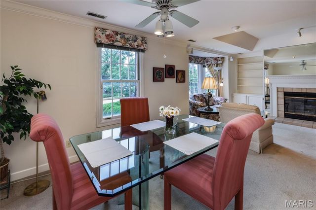 210 N Taylor Avenue C, Kirkwood, MO 63122