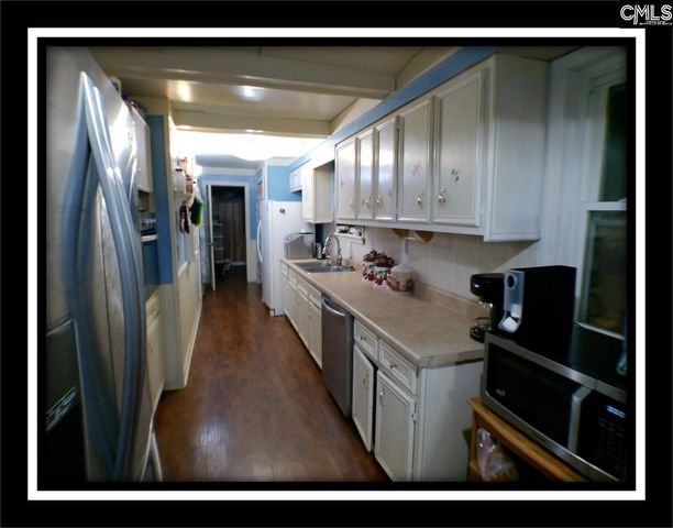 1123 Pine Street, West Columbia, SC 29172